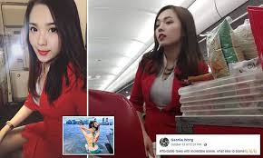 Seperti banyak tantangan lainnya, pengguna tiktok telah membuat tantangan untuk. Picture Of Chinese Air Stewardess Mabel Goo Goes Viral After Passenger Captures Candid Picture Daily Mail Online
