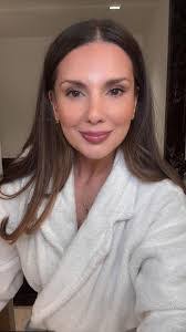 Andrea Rouge's Instagram, Twitter & Facebook