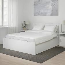 Songesand Cadre Lit Coffre Blanc 160x200 Cm Ikea En 2020 Lit Coffre Blanc Lit Coffre Cadre De Lit