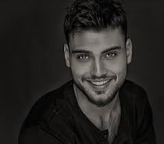 Marco Pernas: «Formaré parte del elenco de la versión teatral de 'La casa  de papel'»