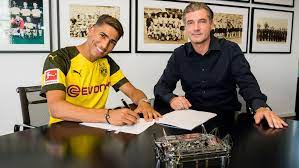 So i bought hakimi, with sentinel, for 179k. Bundesliga Bvb Neuzugang Achraf Hakimi Ein Koniglicher Fur Schwarzgelb Borussia Dortmund