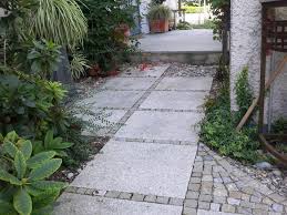 Garten Thomas Garten U Landschaftsbau Gmbh In 2020 Side Yard Landscaping Garden Planing Garden Pathway
