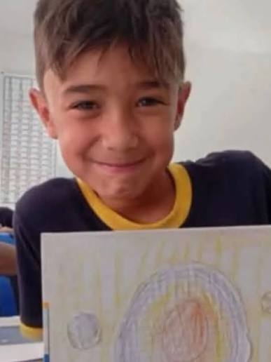 Menino vítima de ataque de cachorro será sepultado nesta sexta-feira em  Apucarana Bryan Antonio Pezarini da Cunha Lima, de 8 anos, morreu após ser  atacado por um cão da própria família; caso