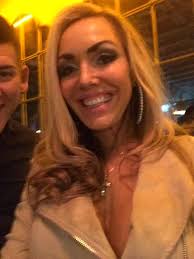 Wendy donohoe (@Wendibabe)