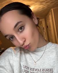 Molly Pierce (@mollypierce_) • Instagram photos and videos