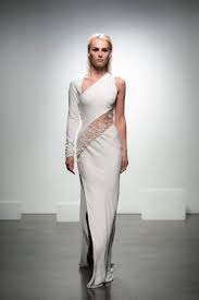 12 Asymmetrical Wedding Dresses For The Fashion Obsessed Bride Asymmetrical Wedding Dress Top Wedding Dress Designers Wedding Dresses Pinterest