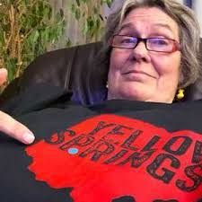 Dawn Scribner's Instagram, Twitter & Facebook