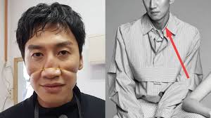 The actor and ' running man ' star featured as a guest on sbs power fm 's ' cultwo show ', where lee kwang soo expressed fans were then shocked to see past photos of lee kwang soo's model body, and he expressed, it was 15 years ago. Lee Kwangsoo Has Just Done A New Fashion Pictorial You Will Forget That He Is The Clown Of Running Man