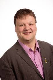 Todd Labelle's Instagram, Twitter & Facebook