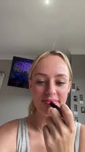 imogen eason (@imogen_eason)