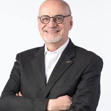 Last week, I had the incredible opportunity to attend the TELUS Annual  Sales Kickoff, connecting with inspiring leaders, valued partners, and  talented colleagues from around the world.