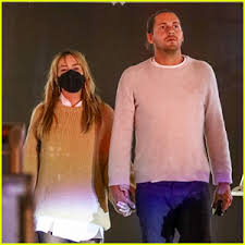 Jun 17, 2021 · margot robbie and her husband, tom ackerley, got hot and heavy while soaking up the sun in mexico. Margot Robbie Spotted On Rare Date Night With Husband Tom Ackerley Margot Robbie Tom Ackerley Just Jared
