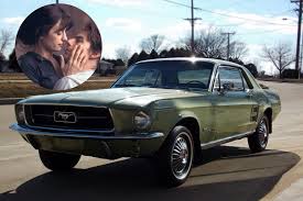 Its handling gives it moderate reactivity and agility. 10 Peliculas Muy Famosas En Las Que Vimos Un Ford Mustang Ecartelera