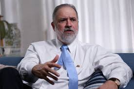 Em referência ao seu antecessor. Prosecutor Aras Infers Armed Forces May Act If One Power Invades Another Then Recants The Rio Times