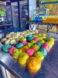 Roti canai pelangi, roti canai telur goyang, kari kambing & kaki ayam | warung dimyati roti canai. Sedap Murah Siap Ada 4 Perisa Lagi Jom Cuba Roti Canai Pelangi Di Warung Ini