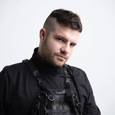 29 and feeling fine . . . . . . . . . . . 📸 @nsemograd ⛓ Harness Rig by Me  🟥 @aritzia #mensfashion #practicesafefashion #chestrig #harness #hbd  #twentynine #vancouver #INDD #design