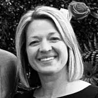 Beth Renner's Instagram, Twitter & Facebook