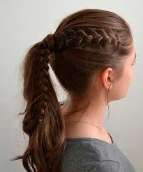 Choose strands from around your face for a pretty look. 23 Easy Long Hair Hairstyles For School Popular Style