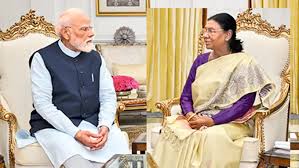 कैबिनेट फेरबदल की सुगबुगाहट: मंत्री के इस्तीफे के बीच राष्ट्रपति मुर्मू से मिले पीएम मोदी
