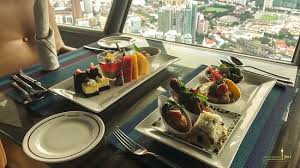 Pemandangan Indah Bandar Kuala Lumpur Ulasan Atmosphere 360 Revolving Restaurant Kuala Lumpur Malaysia Tripadvisor