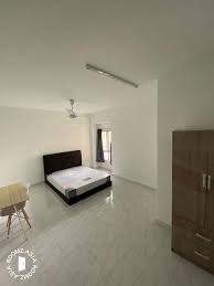 The room was very spacious immaculate and comfortable. Find Rooms Condominium And Apartment For Rent In Malaysia Roomz Asia