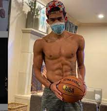 His father was formerly a basketball player at texas tech, and he had his professional skimp in europe. Trae Young Wiki 2021 Girlfriend Salary Tattoo Cars Houses And Net Worth