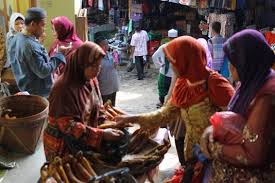 Dan motto ane adalah.qulil haqqa walau kana murran.cie.cie.arab dikit nech. Qulil Haq Walau Kana Murron Artinya Ibnul Abdi Salam