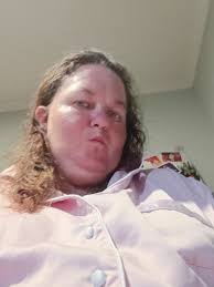 Dating a jealous Man is very risky, he can even look at your phone calendar  and ask you "who's AUGUST"?😂😂😂