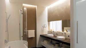 Viele bäder sind in der regel klein, aber diejenigen ohne fenster scheinen sogar noch kleiner zu sein als sie tatsächlich sind. Licht Und Gute Beluftung Machen Bad Ohne Fenster Zum Wohlfuhlort Wohnen