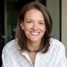 ☮️THE DAU CREW☮️ Hear about the origin of Courtney Dauwalter's peace sign  logo that appears