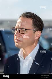 David shapiro hi-res stock photography and images