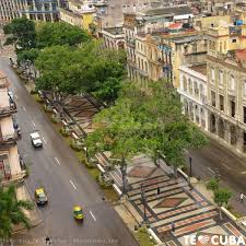 Paseo Del Prado Una De Las Calles Mas Populares De Lahabana Havana City Beautiful Islands Cuba