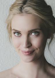 She is an actress, known for downton abbey (2010), boy a (2007) and happy valley (2014). Siobhan Marshall Imdb