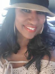 Good Sunday Morning IG Fam. Here...I was embracing my curly look Season.  Have a safe and blessed day !