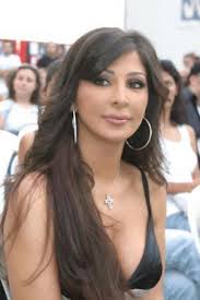 استذكر رواد مواقع التواصل الاجتماعي مقطع فيديو قديمًا يعود للفنانة اللبنانية إليسا قبل 20 عامًا يجمعها بالإعلامي زافين في بداية مسيرتها الفنية، وذلك تزامنًا مع احتفالها قبل أيام قليلة بمرور 20 عامًا على مشوارها الغنائي. Ù…Ø§Ø°Ø§ ØªØ¹Ø±Ù Ø¹Ù† Ø§Ù„ÙŠØ³Ø§ ÙŠØ§ Ù…ØºØ±Ù… Ø§Ù„ÙŠØ³Ø§