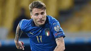 Dentro il campo, e soprattutto fuori. Immobile Con La Fascia Titolare E Capitano In Lituania Italia