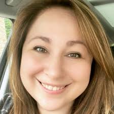 Amanda Biddle's Instagram, Twitter & Facebook