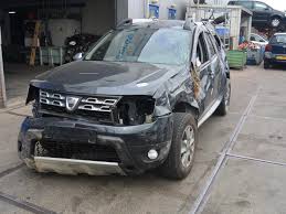 Коррозия кузова renault duster течь датчика гидроусилителя рулевого колеса на duster течь конденсата от кондиционера в салон renault duster Dacia Duster 1 2 Tce 16v Schrottauto 2015 Grau