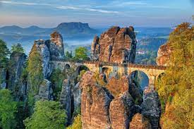 Und die nationalparkverwaltung hat klar zu verstehen gegeben, dass sie, von einigen punktuellen ecken abgesehen, nichts zu unternehmen gedenkt. Wandern In Der Sachsischen Schweiz Wanderparadies Fur Jung Und Alt