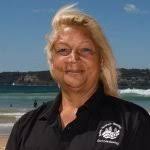 Rescuer rescued at Long Reef