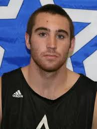 Harris' Double-Double Leads Men's Basketball Past MacMurray