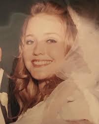 Susan Milstead's Instagram, Twitter & Facebook