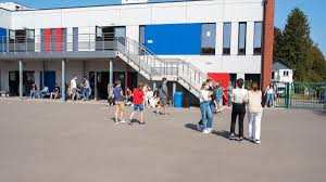 Frequently asked questions about hannut. Lycee Sainte Croix Et Notre Dame Hannut D1