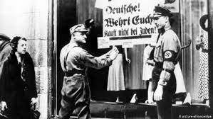 Die vierte welle, so sieht es aus, hat begonnen. mit dieser meinung steht die wochenzeitung aus dem medienkonzern. Wie Die Verfolgung Der Juden Begann Geschichte Dw 15 04 2013
