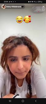 Daisy Surprise to Amora