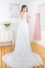 Kann man ein hochzeitskleid eigentlich auch günstig online kaufen? Hochzeitskleider Standesamtkleider Und Vintage Brautmoden Fur Deine Traumhochzeit Kleider Hochzeit Hochzeitskleid Romantische Hochzeitskleider