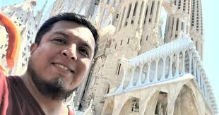 Hay que animarse a salir del país, vivir una experiencia nueva"