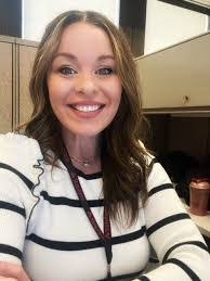 Elsie Chacon's Instagram, Twitter & Facebook