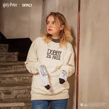 2019, 'spao x harry potter' harry potter's wand promo role : Korean Brand Launches Harry Potter Fashion Items For Wizards 9gag