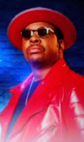 Bobby Brown & Taj “SWV” “TRoni” George over the years what's y'all fav  Bobby song and y'all fav swv song ???? Comment below 💛🖤?